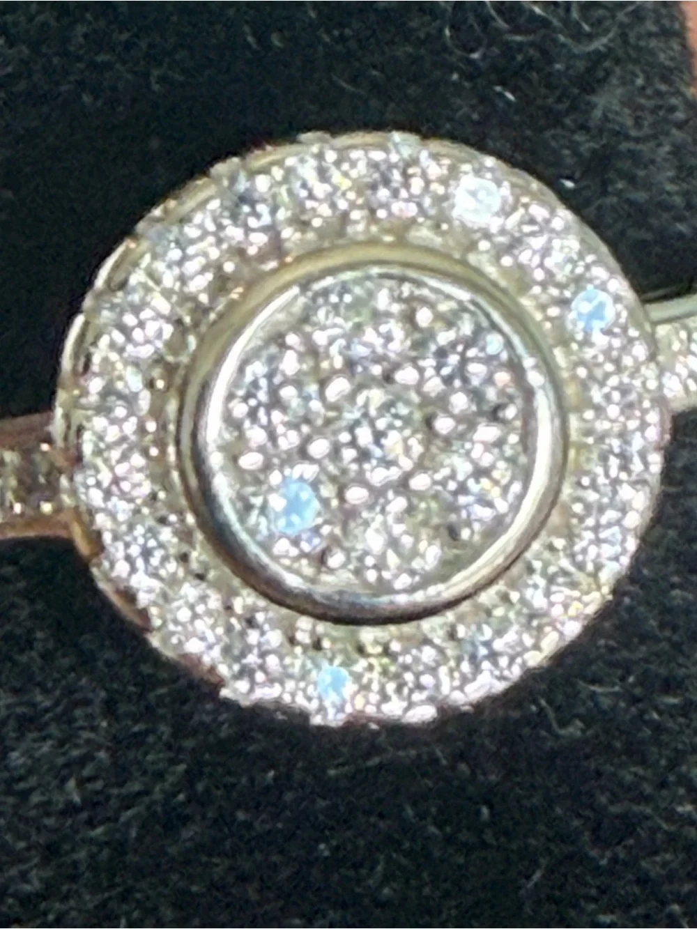 Source Unknown sparkling round